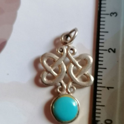 Silver 925 pendant new with Celtic design and turquoise stone