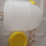 Honey jar