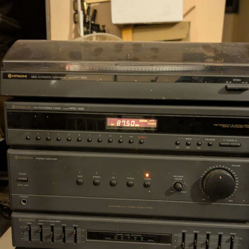Hitachi HT-200 HT-300 hifi used system