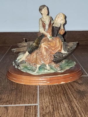 Porcelain decoration used, pair with wooden base