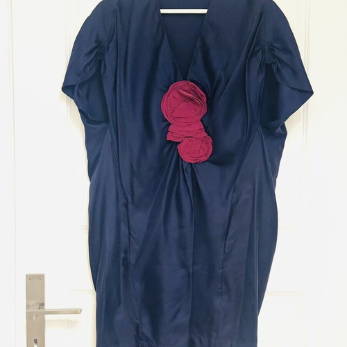 Maje silk dress with flower like new, size M