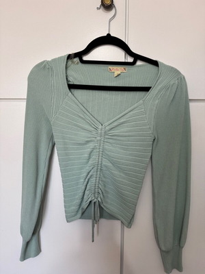 Crop sweater used, size Small, turquoise