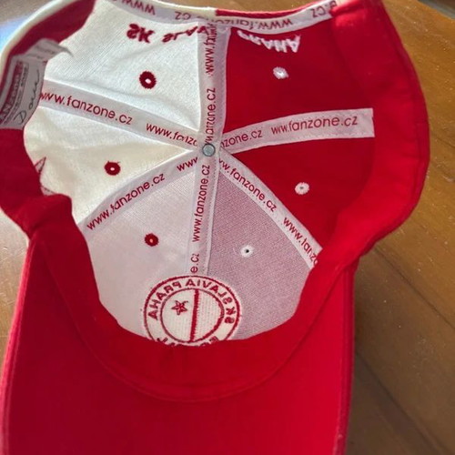 Retro Slavia Prague Hat like new, authentic