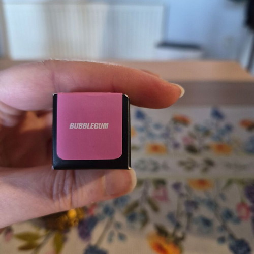 Huda Beauty Blush Filter Bubblegum new