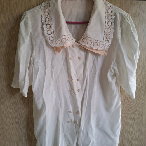 Vintage women's shirt used, size M, white with salmon details