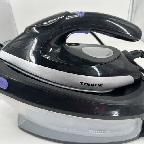 Taurus Steam Generator Iron 2800W new