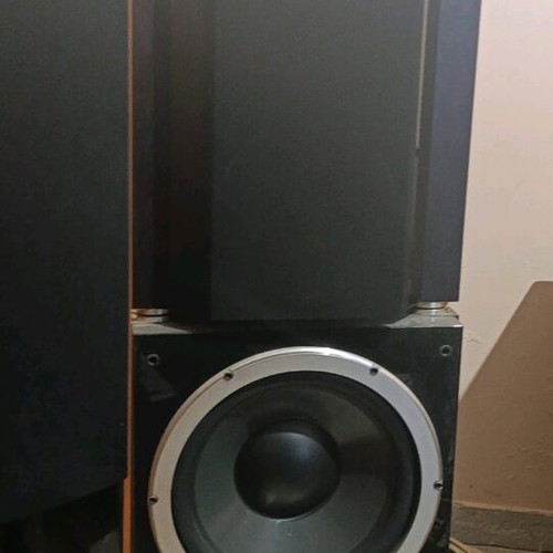 CAV MD II floor speaker used 280RMS