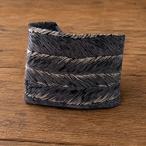 Giorgio Armani silk tie like new, gray