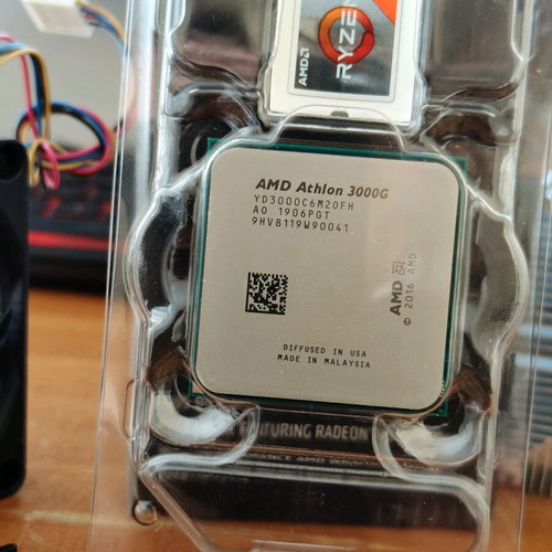 AMD Athlon 3000G processor used, 2 cores, Socket AM4 with cooler