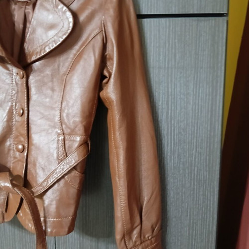 Vero Moda leather jacket like new, brown, with buttons and belt