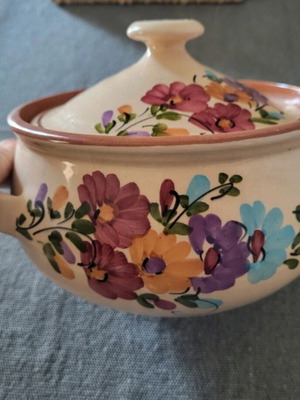 Ceramic vessel like new, handpainted
