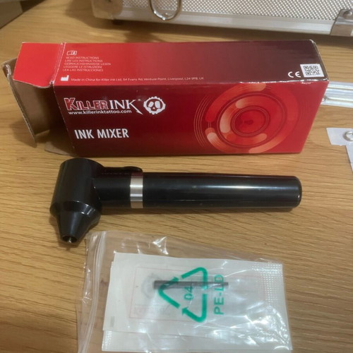 Tattoo machine set used with power supply