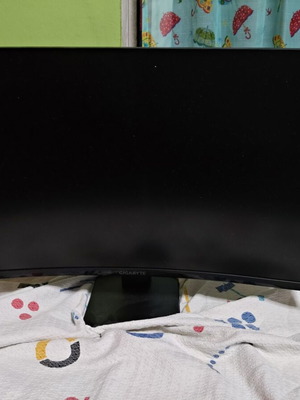 Gigabyte GS27QCA 27" Curved QHD gaming monitor σαν καινούργιο, 180Hz, 1ms, HDR