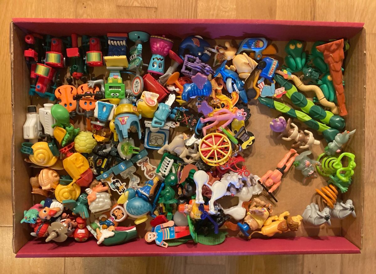 Kinder Surprise toy collection from… - € 300,00 - Vendora.cy