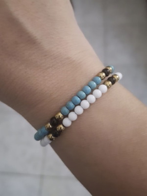 Double bracelet with turquoise and white beads new