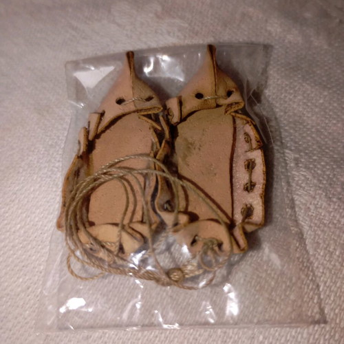 Vintage souvenir traditional leather tsarvuli new, handmade