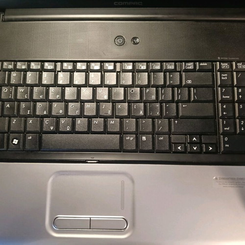 Hp laptop used, for parts without ram in unknown working condition