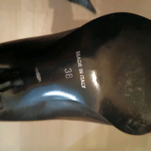 Italian leather pointed pumps used, black, size 38