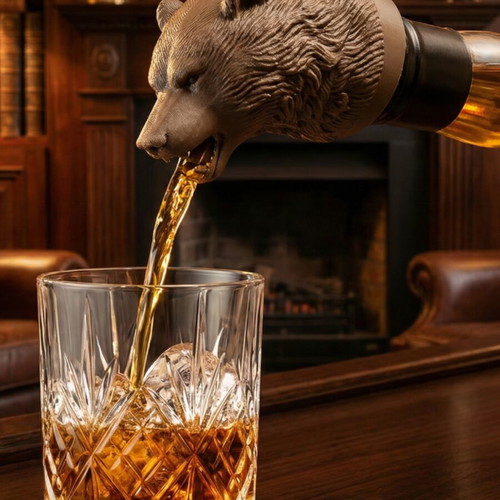 Bear drink pourer like new, brown color