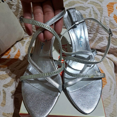 Silver sandals with rhinestones used, crisscross straps, 9 cm heel