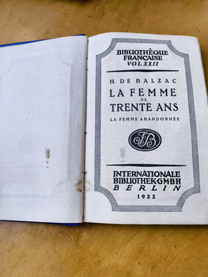 Book by Honore de Balzac 1922 like new, French