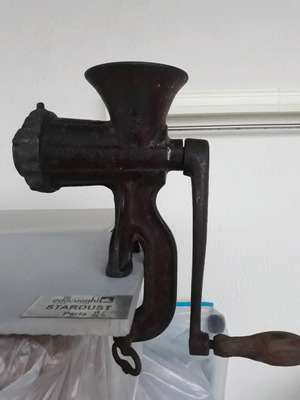 Hucovarna meat grinder used manual