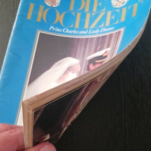 Die Hochzeit magazine Prinz Charles and Lady Diana