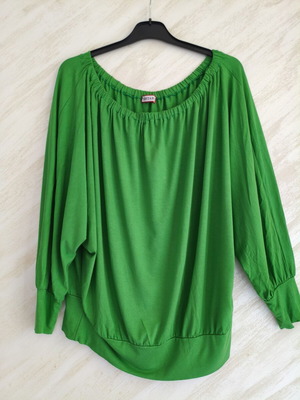 Ishtar green off-shoulder blouse with batwing sleeves, like new, Small