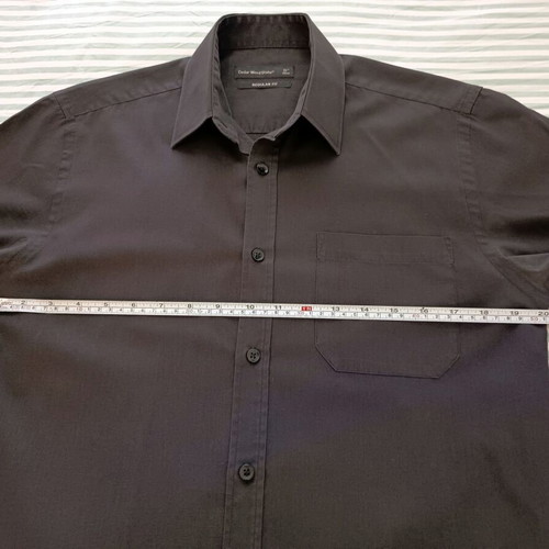 Cedarwood men's black short-sleeve shirt like new, size M