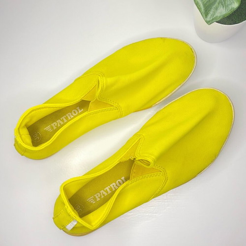 Slip on Patrol shoes used, size 36, yellow