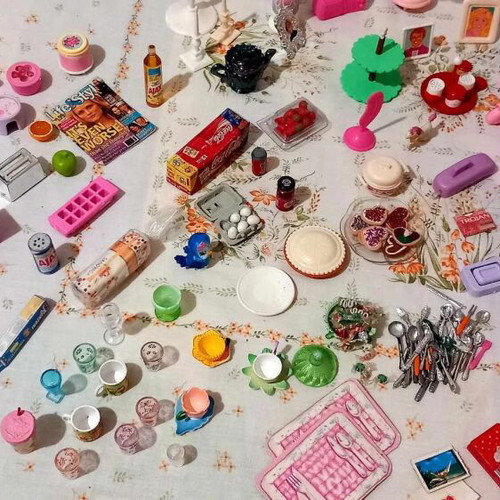 Mega Lot of Realistic 1/6 Scale Miniatures like new