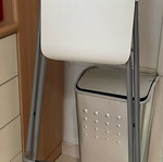 Bar stool high with back like new