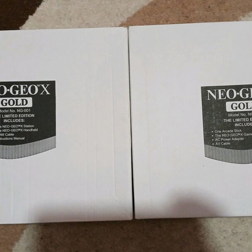 Neo Geo X Gold Limited Edition like new