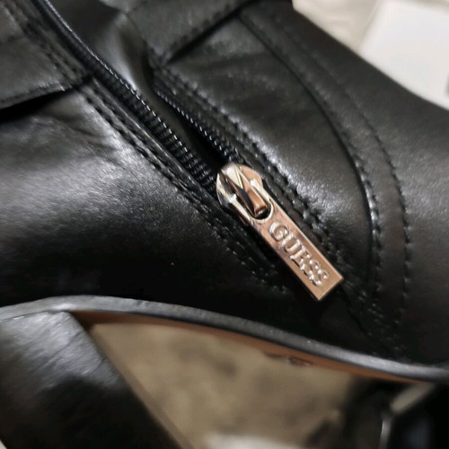 Guess leather ankle boots new black size 38