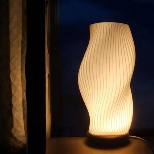Wavy table lamp new with organic 3D printed design