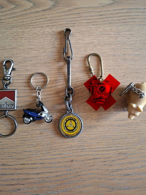 Vintage keychain collection of 4 used, multicolor