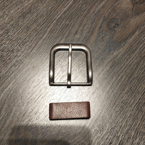 Metal belt buckle with pouch new, adjustable