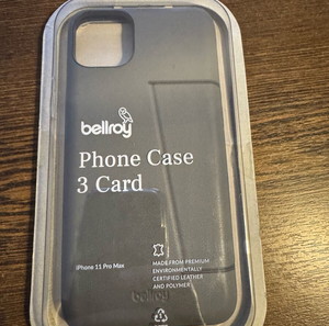 iPhone 11 Pro Max Bellroy 3 card leather case grey