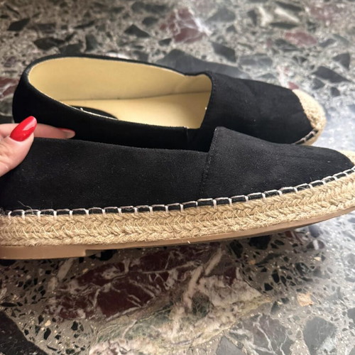 Black suede espadrilles like new, size 38 with straw sole