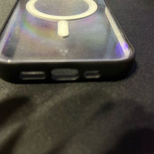 iPhone 13 Mobile Fox case used with MagSafe, full shock protection, nude transparent