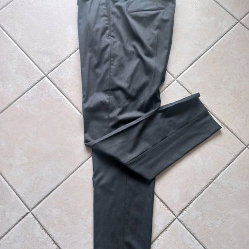 Мъжки панталон Zara slim fit като нов, тъмносив, размер 44