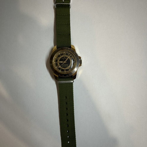 Cardi Vostok Capitan mechanical watch like new, men's black and gold