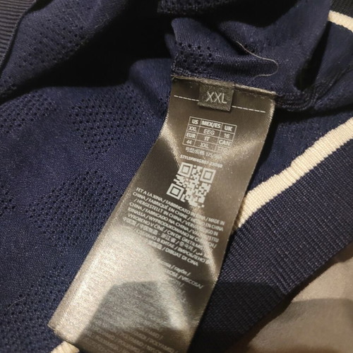 Guess sweater like new, blue and colorful, XXL