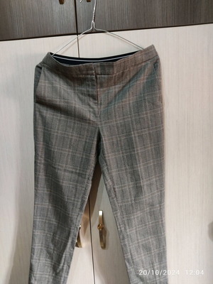 Παντελόνι καρό Zara σαν καινούργιο, γκρι, μέγεθος M 38 10