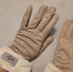 Γάντια UGG