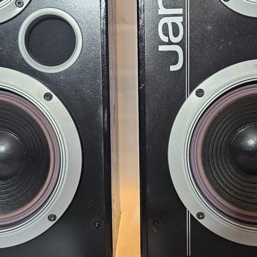 JAMO D-165 Vintage Speakers like new, floorstanding, made in Denmark