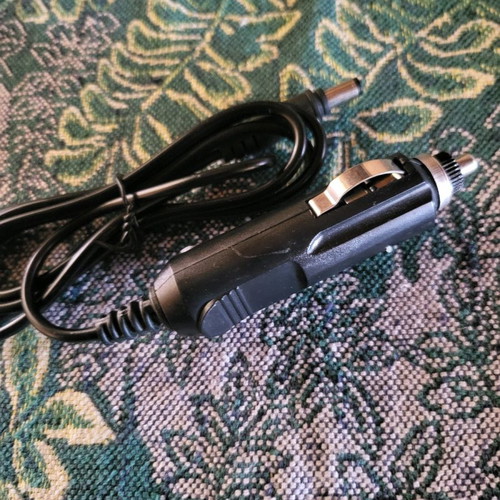 Car chargers 3 pieces, one for Garmin
