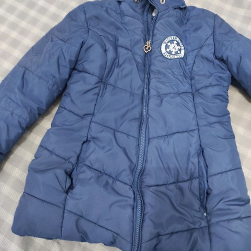 Alluete jacket for 10-year-old girl in good condition without hood