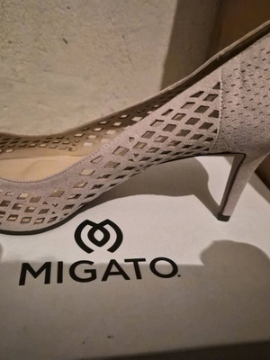 Migato pumps size 41 nude new