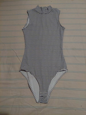Summer women's bodysuit like new, white